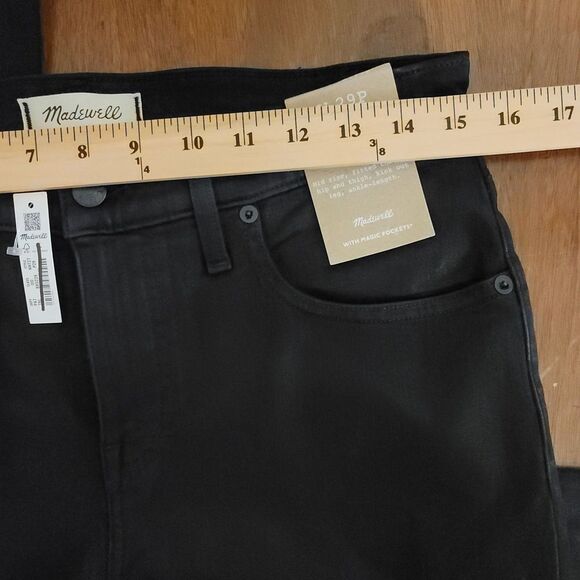 Madewell Petite‎ Kick Out Crop Jeans: Coated Edition in True Black Wash Size P29 - Picture 11 of 15